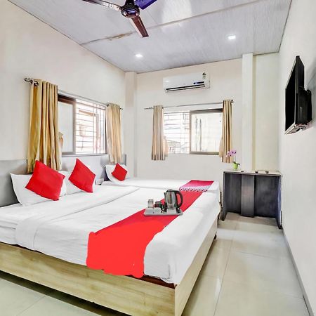 Hotel Kailash Park- Near International Airport Mumbai Eksteriør bilde