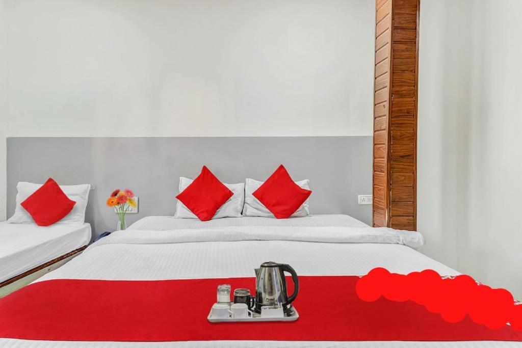 Hotel Kailash Park- Near International Airport Mumbai Eksteriør bilde